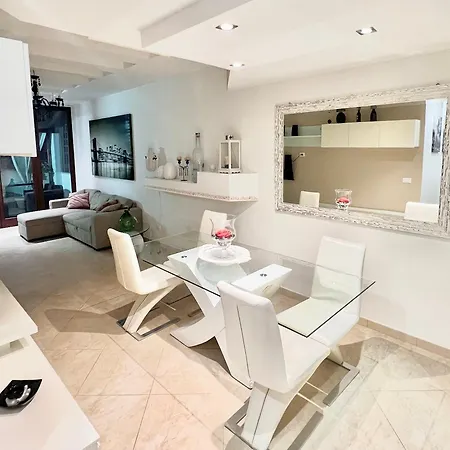 Msdimorasuite Vakantiehuis Carovigno