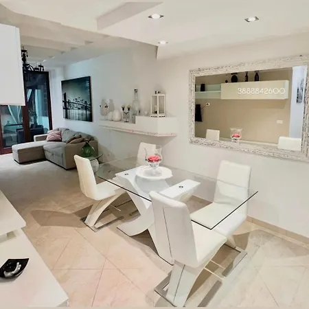Msdimorasuite Ferienhaus *
